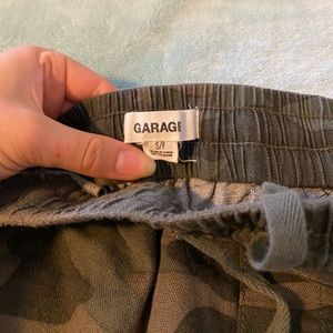 Garage Camo shorts
